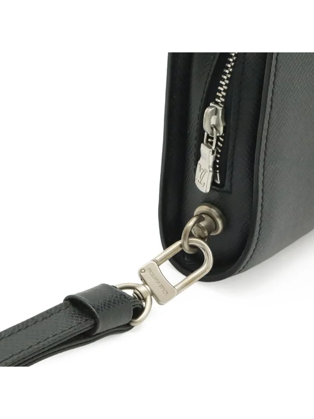 Louis Vuitton Taiga Baikal Clutch Handbag Ardoise Black